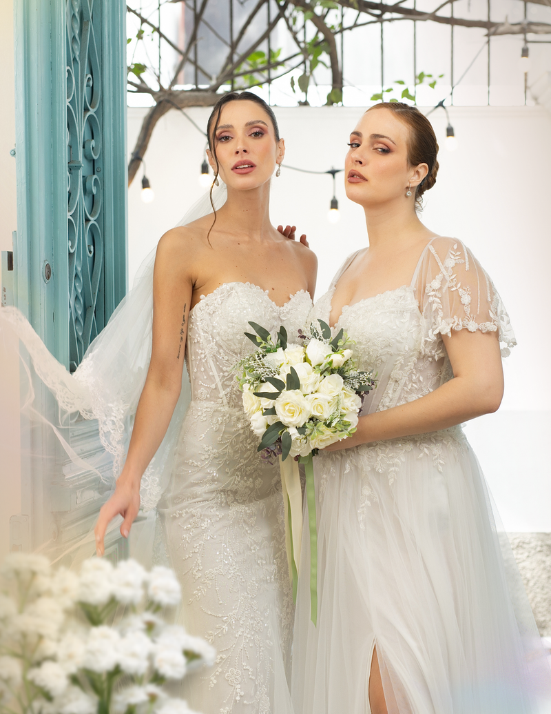 NOVIAS