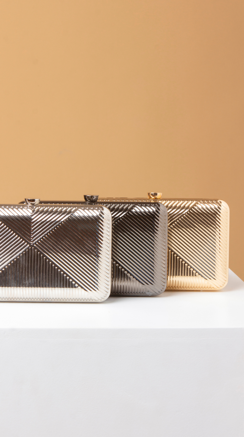 CLUTCH PILAR GOLD