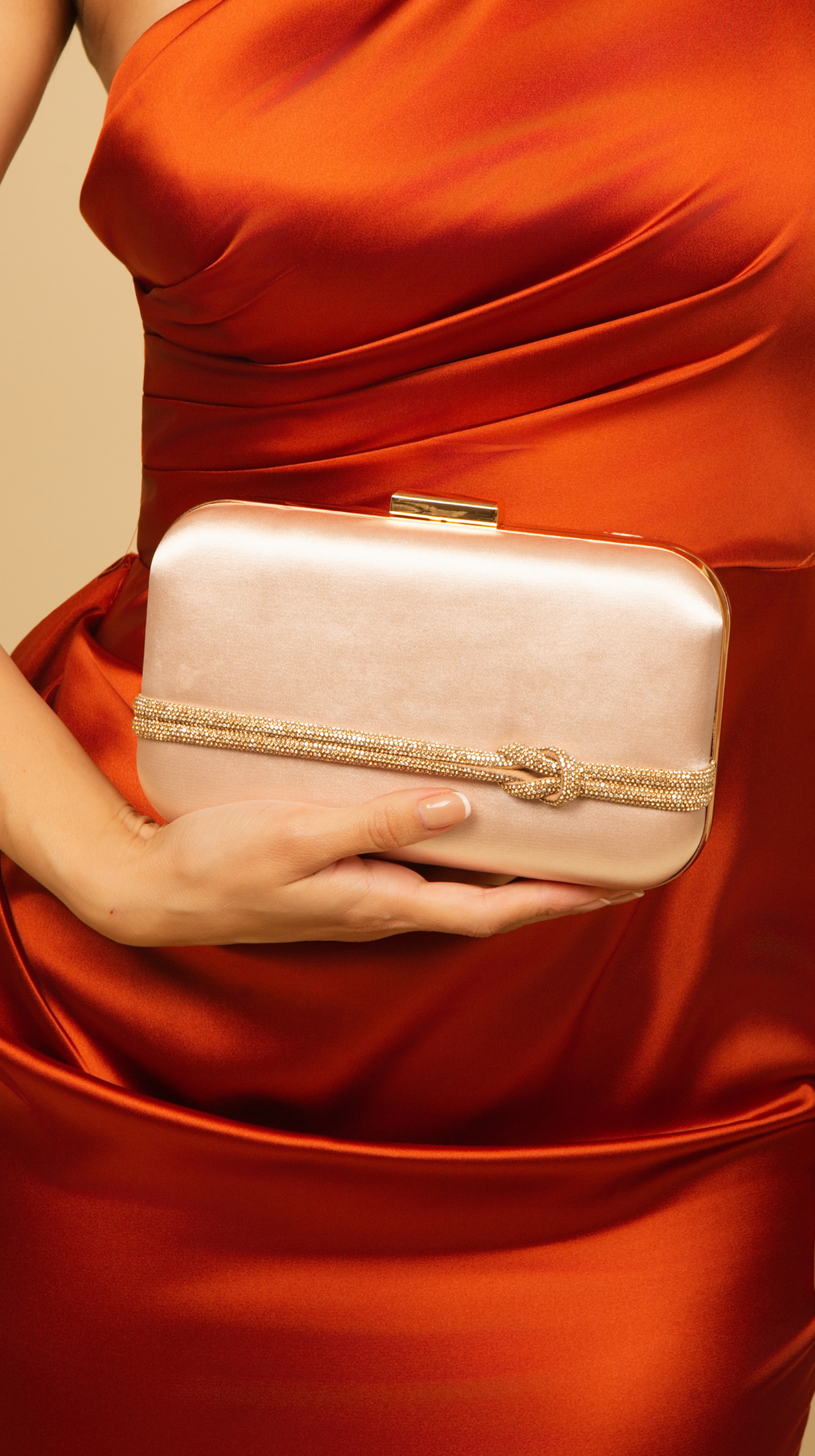 CLUTCH MADDY ROSE GOLD