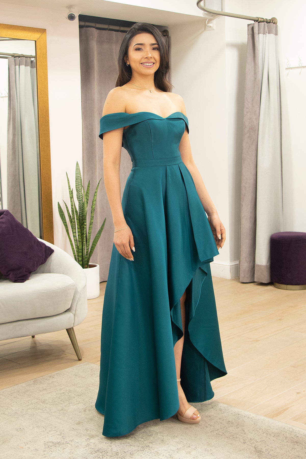PAULINA TEAL